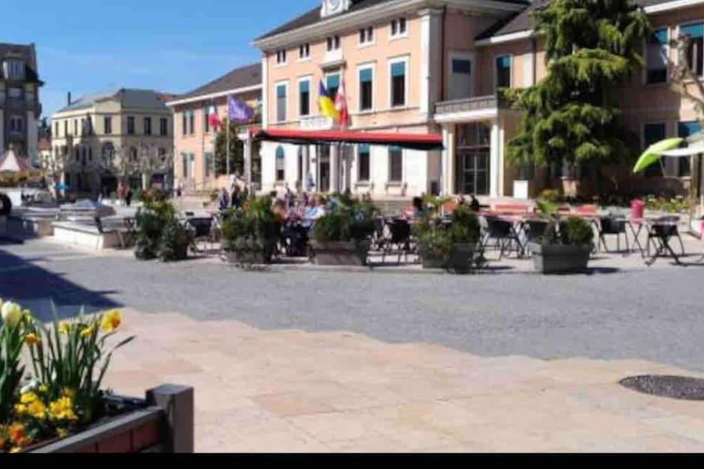 Virginia 600M De La Gare Annemasse Exterior foto